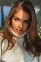 Ukrainian girl anna from kiev with Light Brown hair age 27 photo-6