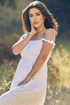 Novia de los angeles luisa con pelo Marrón oscuro y edad 35 photo-2