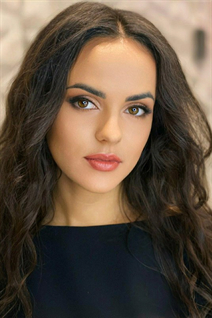 Ukrainian women olga from nikolaev with Light Brown hair age 25
