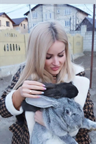 Meet moldovan girl gabriella from chisinau with Blonde hair age 31 photo-6