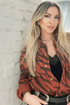 Wife from Ukraine olena from kiev with Blonde hair age 38 photo-6