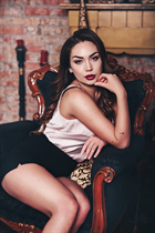 Date ukrainian anna from kiev with Light Brown hair age 34 photo-1