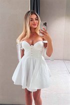 Slavic women alina from kyiv with Blonde hair age 29 photo-7
