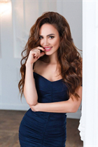 Superbe mariée ukrainienne elena de kiev avec Brunette cheveux, âge 40 photo-1