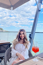 Beautiful woman of Ukraine anna from odessa with Blonde hair age 23 photo-1