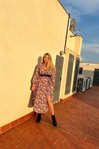 Beautiful ukrainian girl anna from odessa with Blonde hair age 45 photo-3