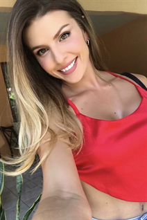 Girl from san jose fabiola with Light Brown hair age 37