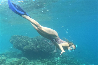 Ukrainian lady elena from kiev with Blonde hair age 35 photo-17