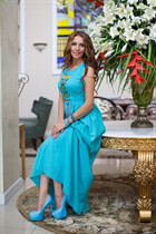 Dating a ukrainian woman inna from kharkov with Light Brown hair age 41 photo-2