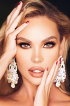 Girl from barcelona vladislava with Blonde hair age 39 photo-19