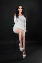 Ukrainian bride victoria from kiev with Black hair age 33 photo-3