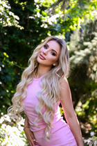 Dating a ukrainian woman bohdana from kharkov with Blonde hair age 22 photo-14