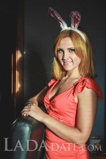 Ukraine girl online julia from cherkassy with Blonde hair age 29