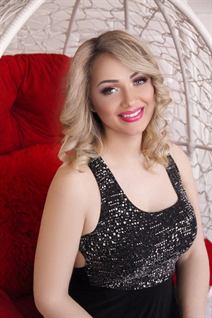 Ukraine women anastasia from kharkov with Blonde hair age 32