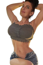 Ukrainian jolie fille oksana de kropivnitskiy avec Noirs cheveux, âge 50 photo-8