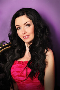 Russian wives online katerina from dnepr with Black hair age 29