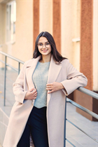 Novia ucraniana diana de lutsk con pelo Marrón oscuro y edad 22 photo-1