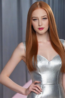 Pretty Ukrainian woman oleksandra from nikolaev with Red hair age 21