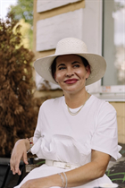 Femme parfaite nataliia de naples avec Noirs cheveux, âge 53 photo-16