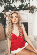 Dating a ukrainian girl oksana from nikolaev with Light Brown hair age 34 photo-12