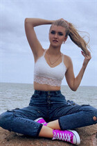 Belle femme ukrainienne tatiana de marganets avec Chatain clairs cheveux, âge 26 photo-3