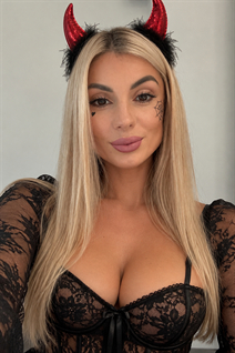 Bride from miami irina with Blonde hair age 40