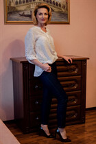 Ukrainian woman online victoria from poltava with Blonde hair age 53 photo-7