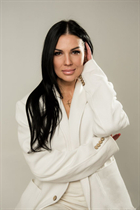 Beautiful single ukrainian woman oksana from rivne with Black hair age 47 photo-4