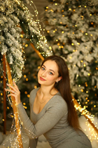 Bride from Ukraine kristina from krivoy rog with Dark Brown hair age 21 photo-18