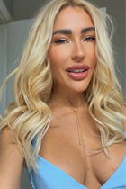 Stunning Ukrainian bride eleonora from kyiv with Blonde hair age 41 photo-4