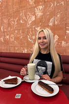 Femme ukrainienne pour sortir avec viktoriia de kharkov avec Blond cheveux, âge 53 photo-39