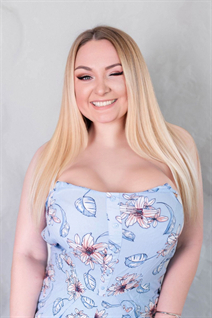 Belles femmes ukrainiennes polina de lviv aux cheveux Blond, age 39