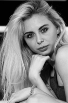 los angeles mariée kristina avec Blond cheveux, âge 35 photo-6