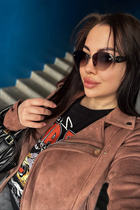 Ukrainian wife yuliia from kyiv with Black hair age 31 photo-8