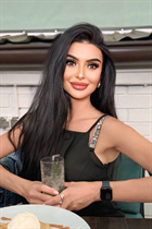 Beautiful ukrainian woman irma from sumy with Dark Brown hair age 34 photo-3