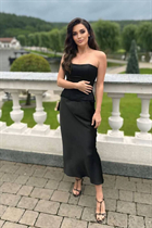 Perfect woman anastasia from como with Dark Brown hair age 31 photo-1