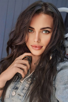 Mariée allemande anna de poltava avec Brunette cheveux 34 ans photo-24