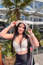 Dame ukrainienne liudmyla de lviv avec Noirs cheveux, âge 43 photo-10