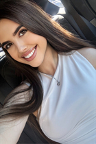 Beautiful woman of ukrainian anna from kiev with Dark Brown hair age 22 photo-3