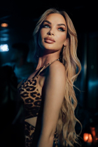 Girl from barcelona vladislava with Blonde hair age 39 photo-24