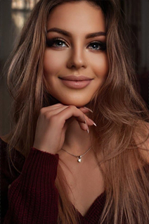 Stunning Ukrainian bride victoria from kiev with Blonde hair age 24