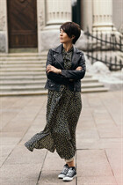 Rencontre femme ukrainienne eleonora de kiev avec Brunette cheveux, age 55 photo-12