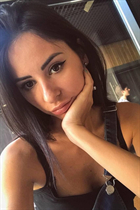 Ukrainian lady evgeniya from kiev with Black hair age 32 photo-6