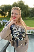 Belleza ucraniana elena de khmelnitsky con pelo Rubio y edad 44 photo-4