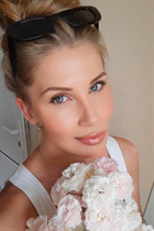 Bride from tallinn svetlana with Blonde hair age 34 photo-18