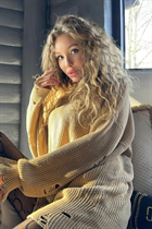 Meet Ukrainian girl oleksandra from kiev with Light Brown hair age 28 photo-5