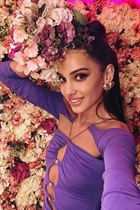 sofia mariée desislava avec Brunette cheveux, âge 37