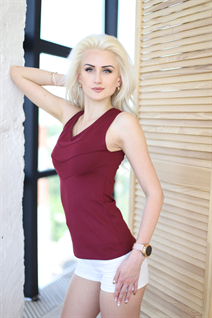 Ukrainian woman for marriage viktoria from kharkiv with Blonde hair age 30