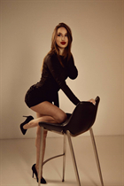 Fille ukrainienne inna de kropivnitskiy avec Chatain clairs cheveux, âge 19 photo-1