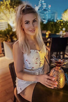 Pretty ukrainian girl diana from cherkassy with Blonde hair age 25 photo-3